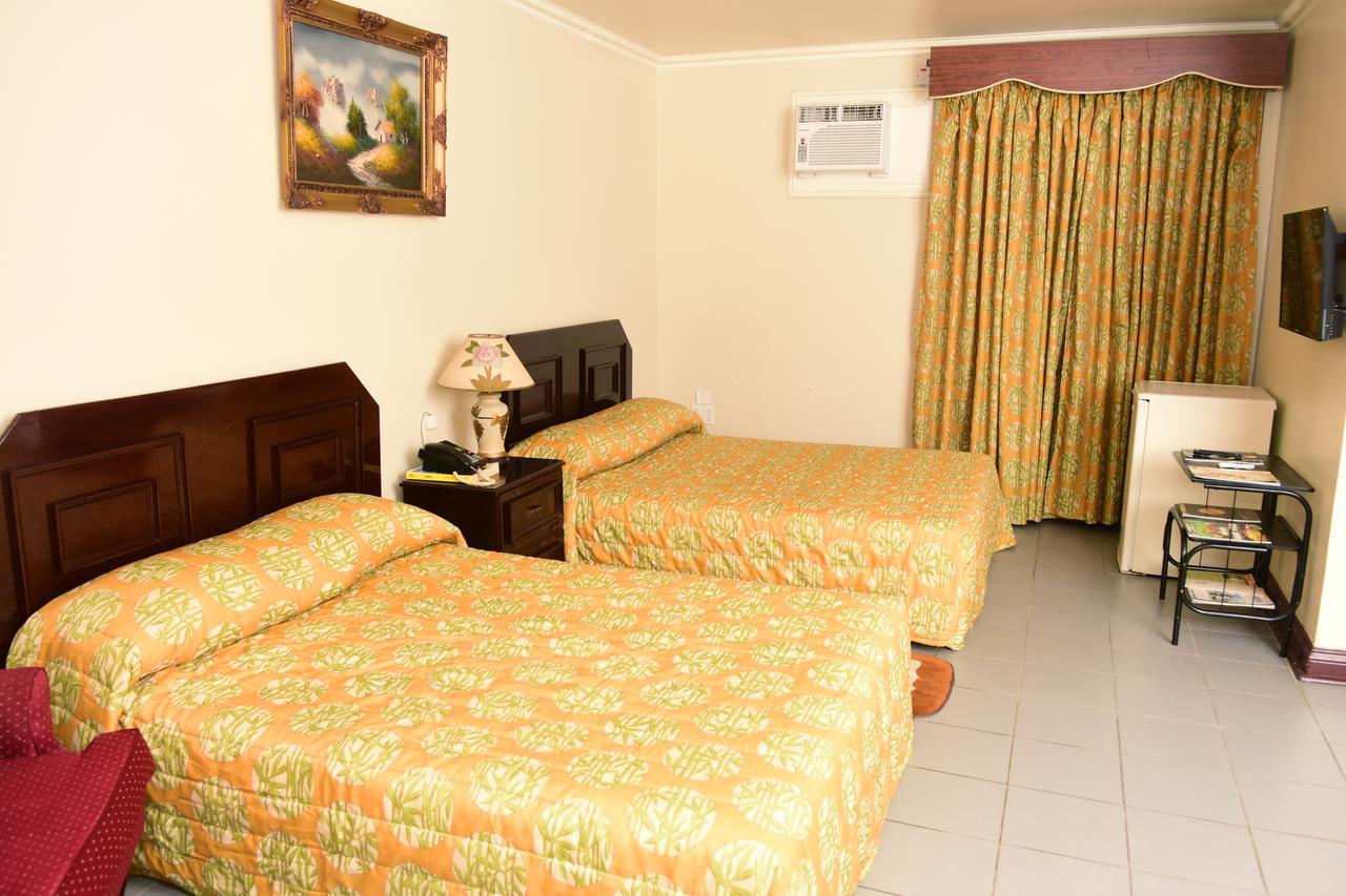 Regency Suites Hotel Georgetown Extérieur photo